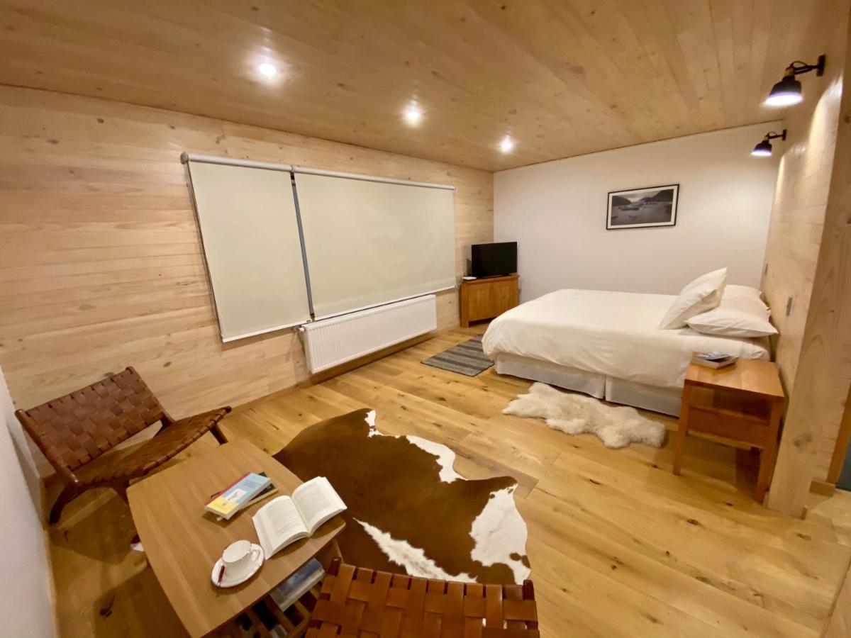 Line Hotel Patagonia Пуэрто-Наталес Экстерьер фото
